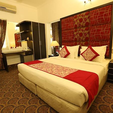 Hotel Capitol Hills - Greater Kailash Delhi Nueva Delhi Exterior foto