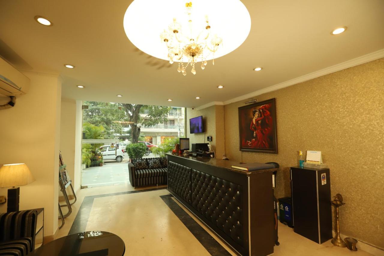 Hotel Capitol Hills - Greater Kailash Delhi Nueva Delhi Exterior foto