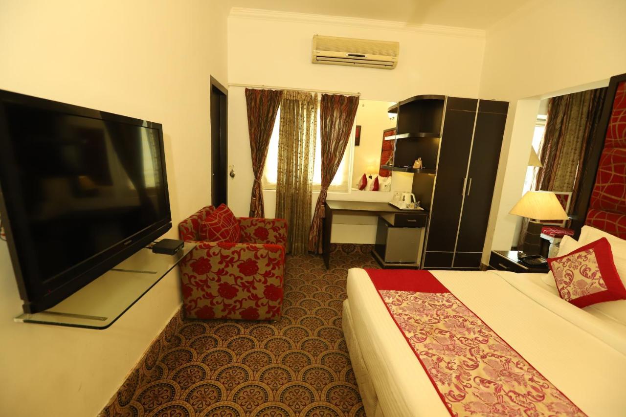 Hotel Capitol Hills - Greater Kailash Delhi Nueva Delhi Exterior foto