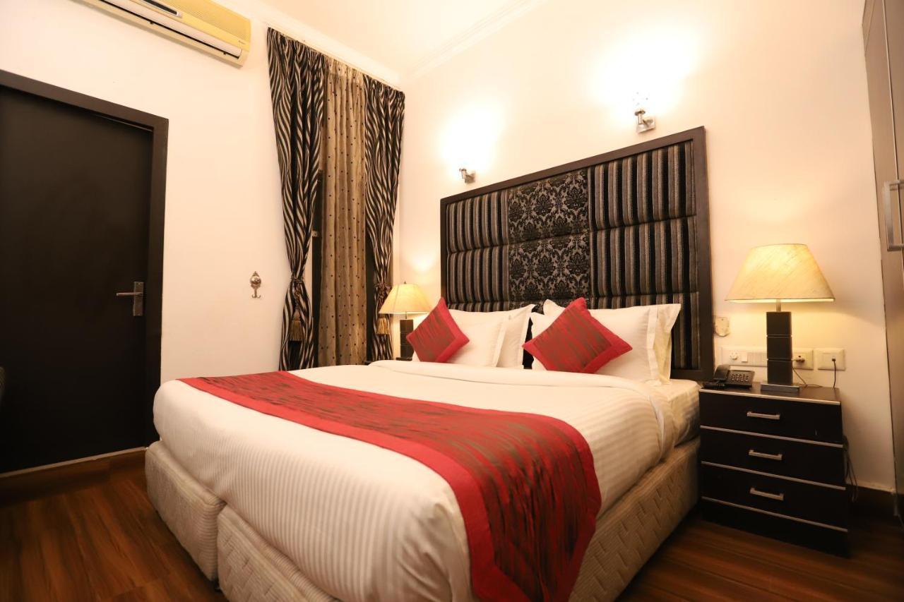 Hotel Capitol Hills - Greater Kailash Delhi Nueva Delhi Exterior foto