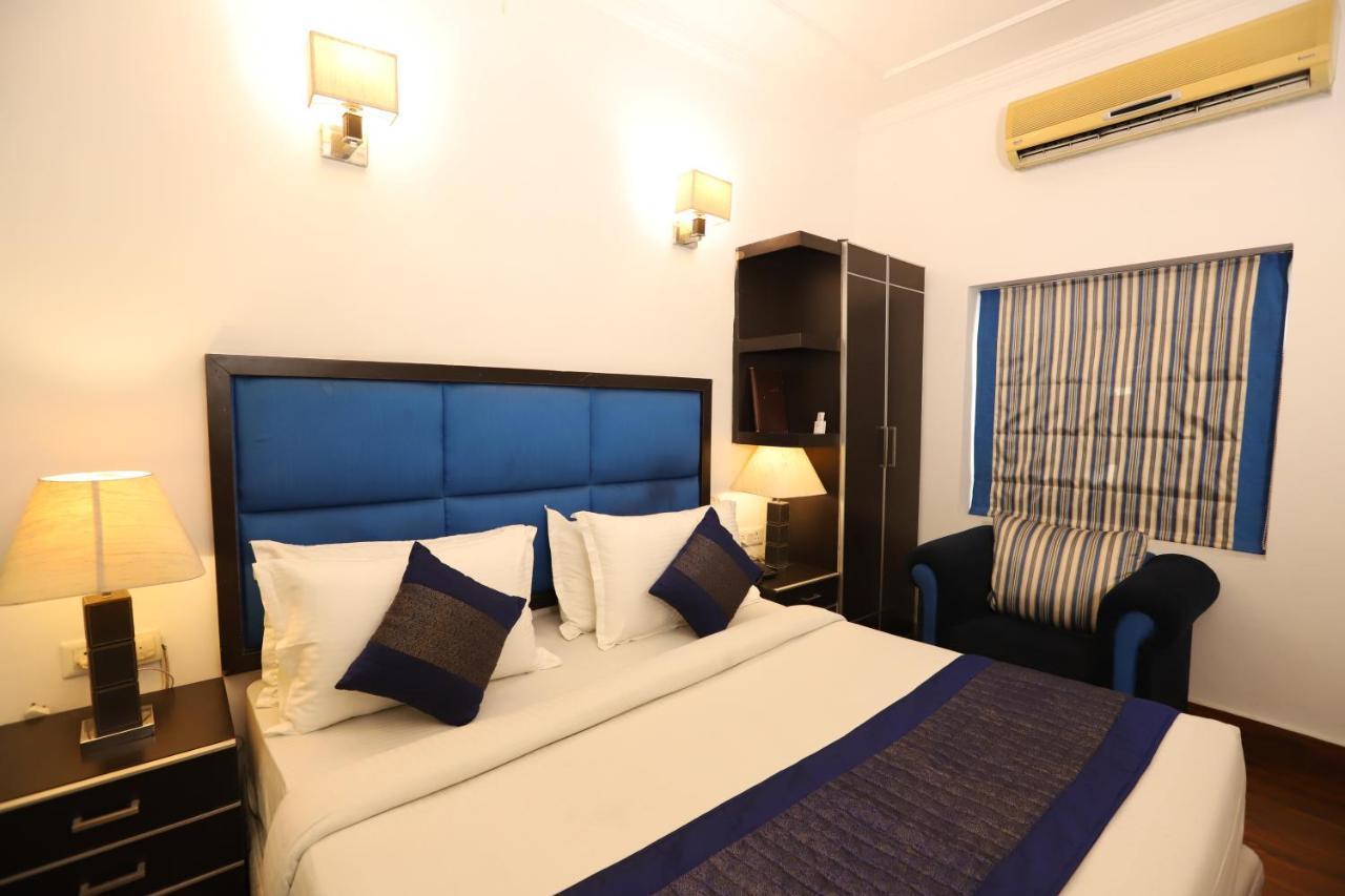 Hotel Capitol Hills - Greater Kailash Delhi Nueva Delhi Exterior foto