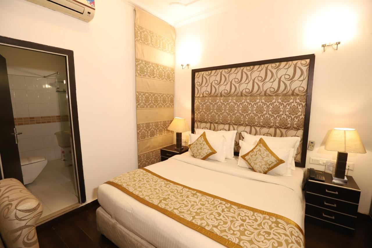 Hotel Capitol Hills - Greater Kailash Delhi Nueva Delhi Exterior foto