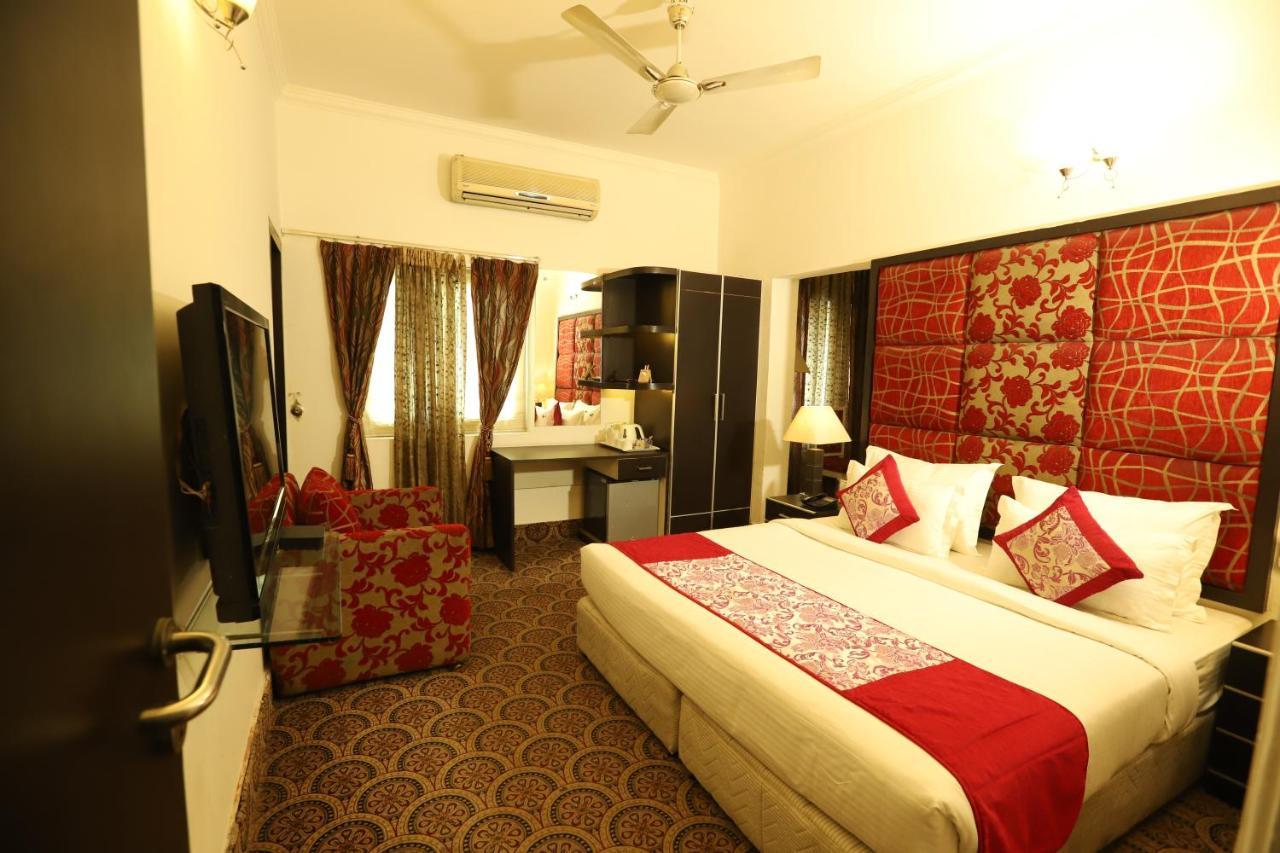 Hotel Capitol Hills - Greater Kailash Delhi Nueva Delhi Exterior foto
